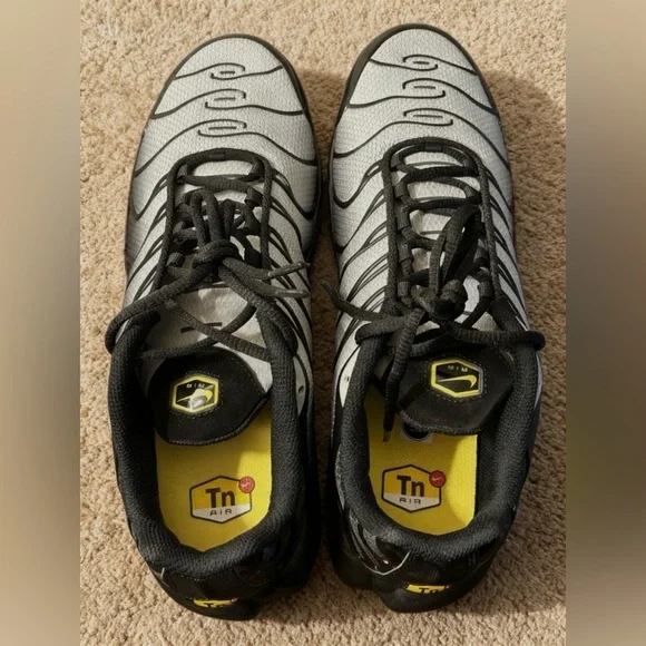 Nike Air Max Plus Black Opti Yellow